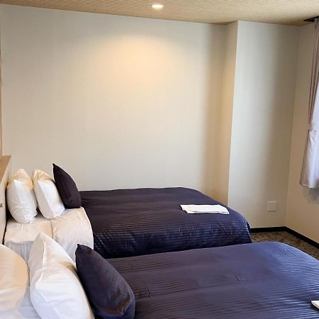 Hotel Livemax Budget Hiratsuka Ekimae Exterior foto